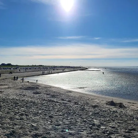 Lägenhet Seestern Im Haus-neuharlingersiel Neuharlingersiel